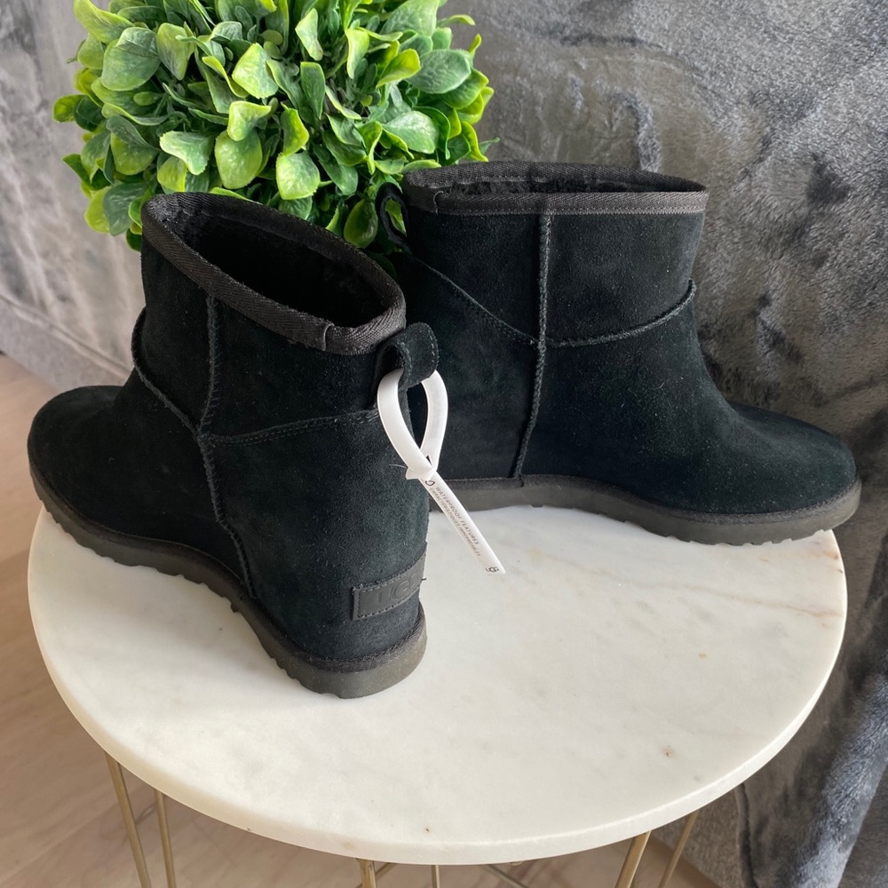 UGG Classic Femme Mini Wedge Bootie, SZ9